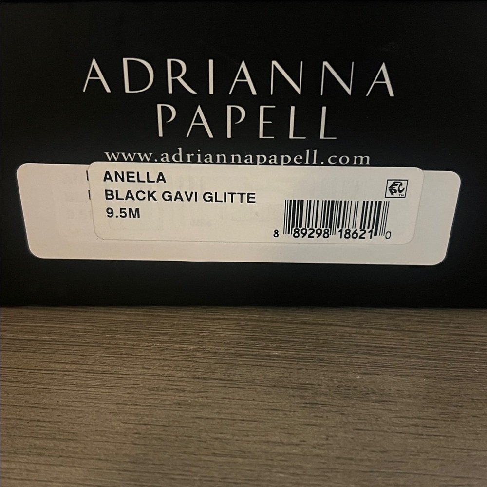 Adrianna Papell Anella Black Gavi Glitter Heels 9.5 NIB - Picture 2 of 5